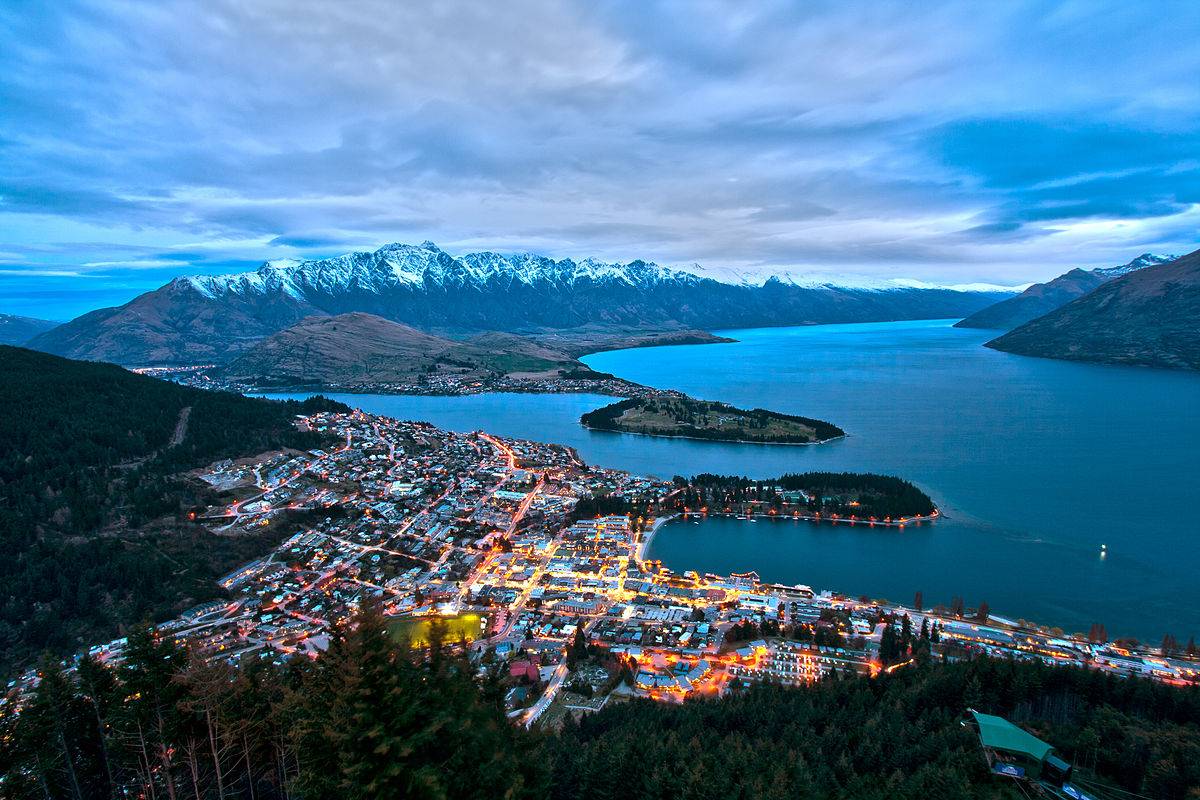 queenstown_from_bob"s_peak (1).jpg